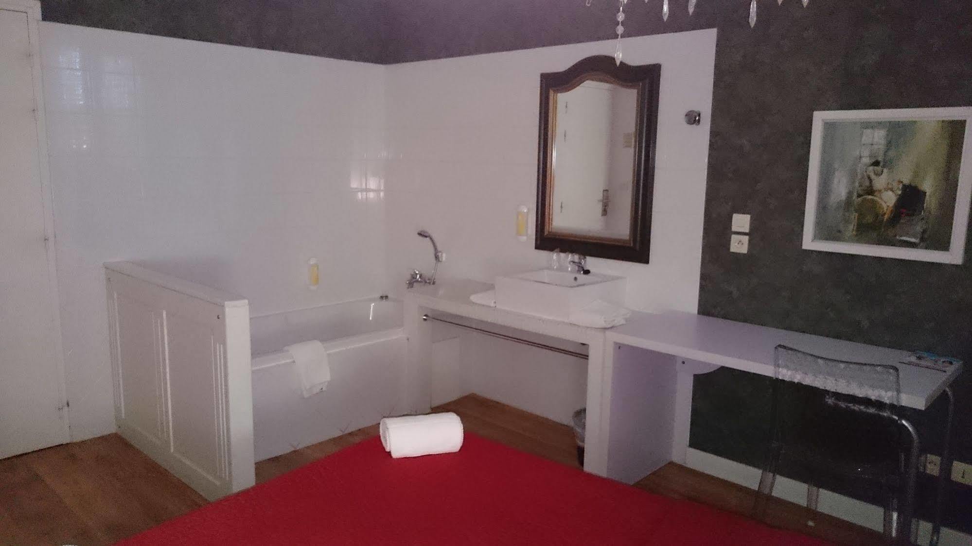 Hotel Le 5 Martigues Exteriér fotografie